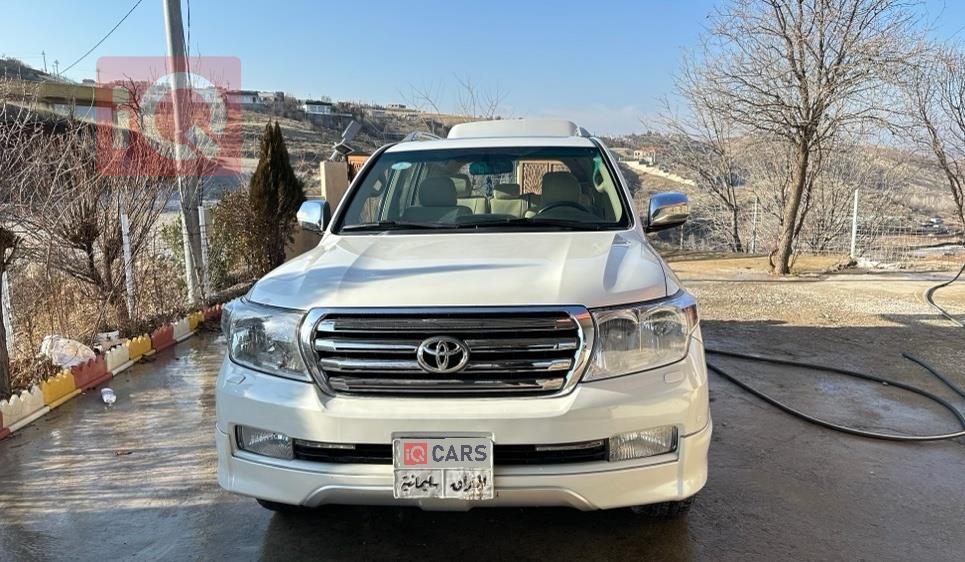 تويوتا لاندكروزر